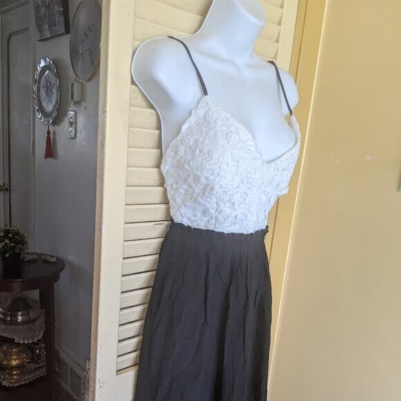 White Black Maxi Lenght Evening Dress Size Small NEW NWT - Picture 4 of 5